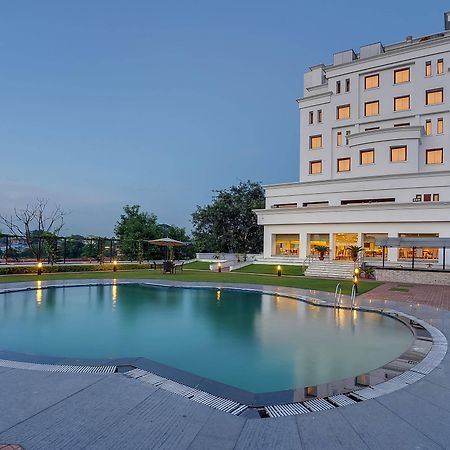 Hotel Royal Sarovar Portico Siliguri Extérieur photo