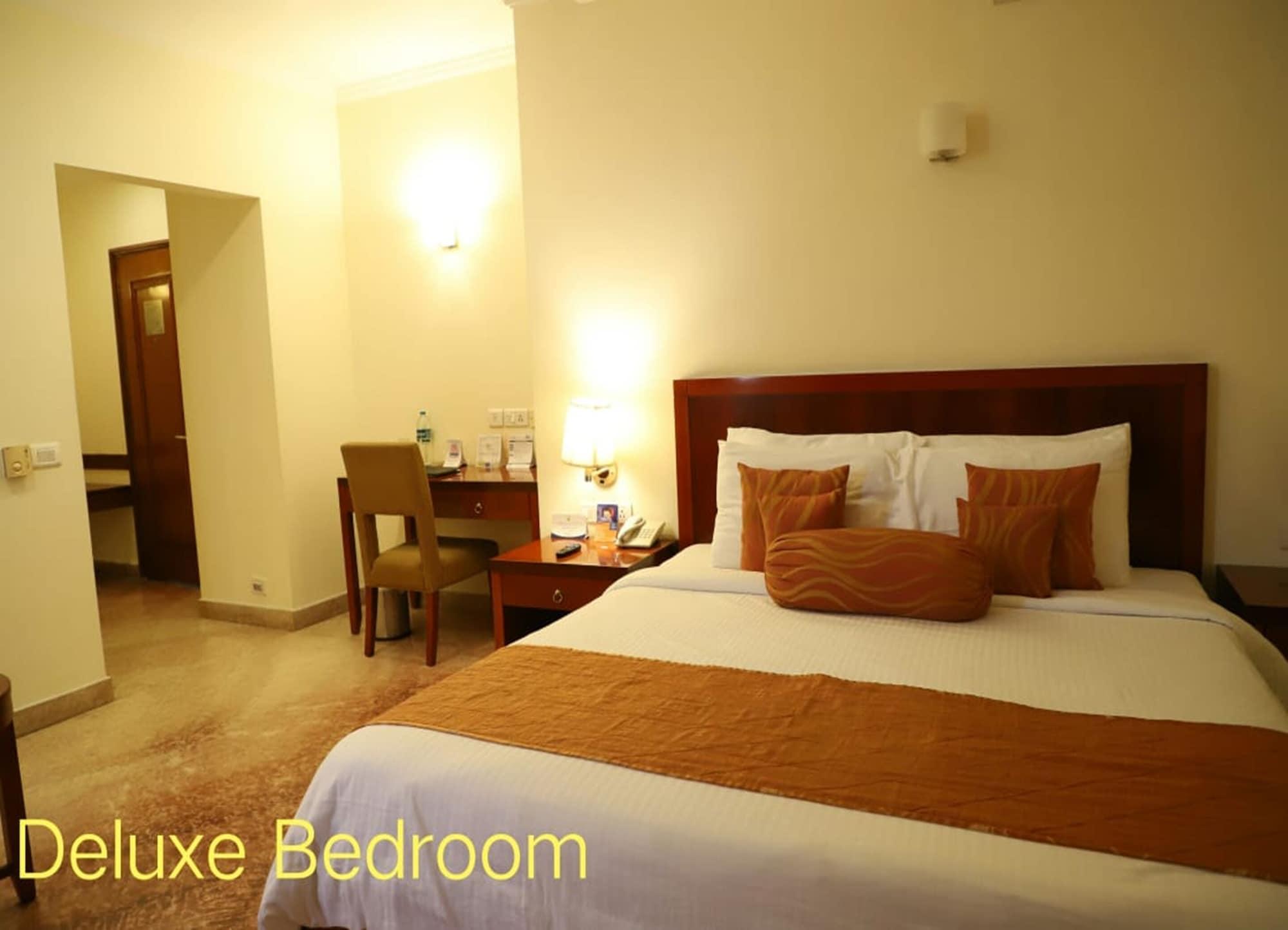 Royal Sarovar Portico Siliguri Extérieur photo