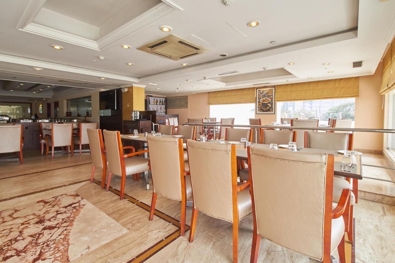 Royal Sarovar Portico Siliguri Extérieur photo