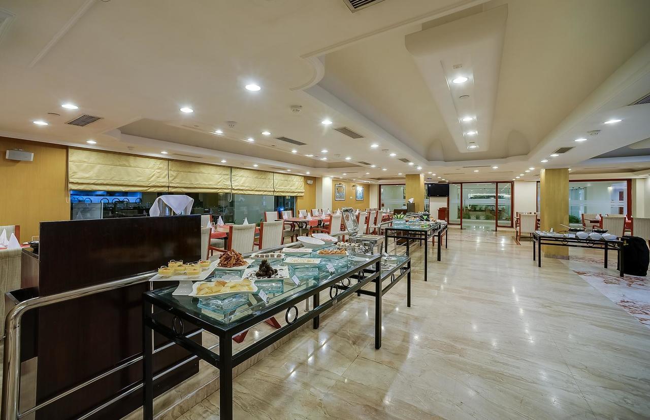 Royal Sarovar Portico Siliguri Extérieur photo