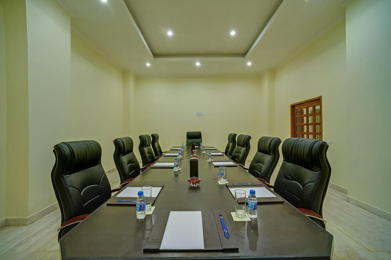 Royal Sarovar Portico Siliguri Extérieur photo